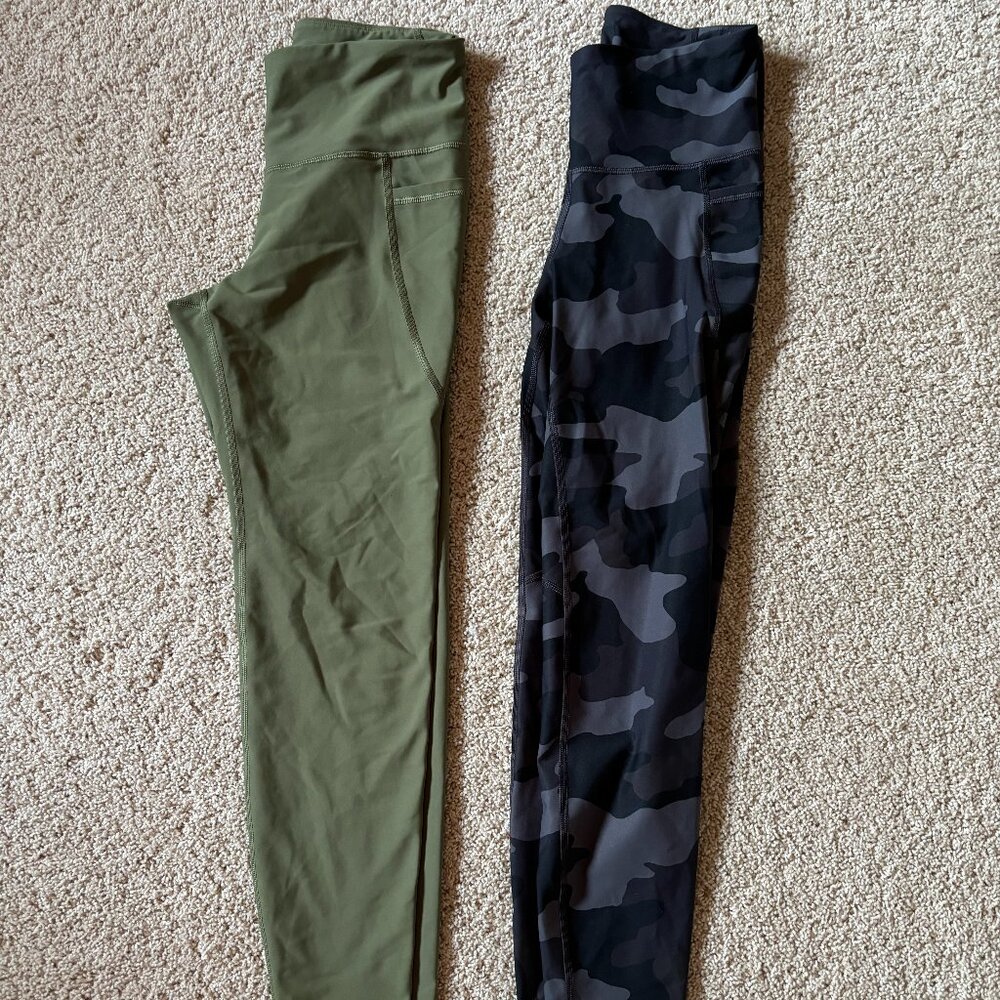 Lot of 2 Old Navy Active Elevate Leggings